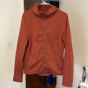 Men’s medium lululemon orange light jacket